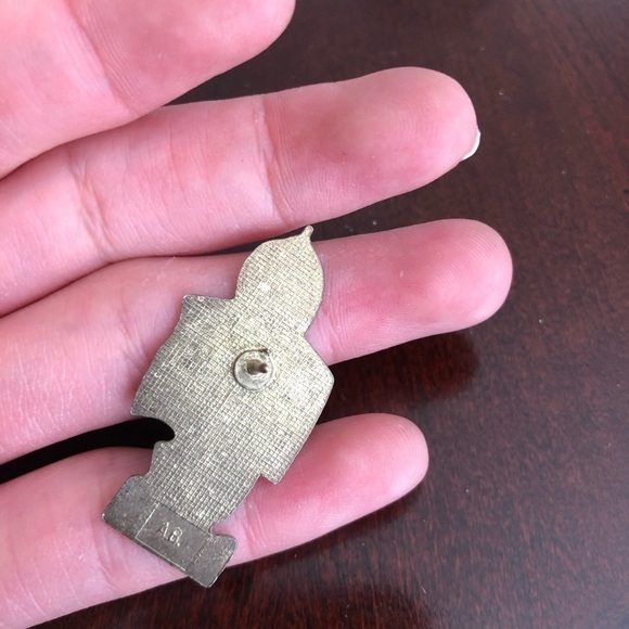 Vintage Delta Video Ship Pin - Picture 2 of 2